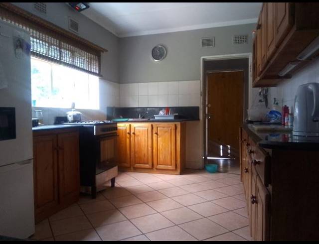 3 BEDROOM HOUSE FOR SALE IN VANDERBIJLPARK SE 1